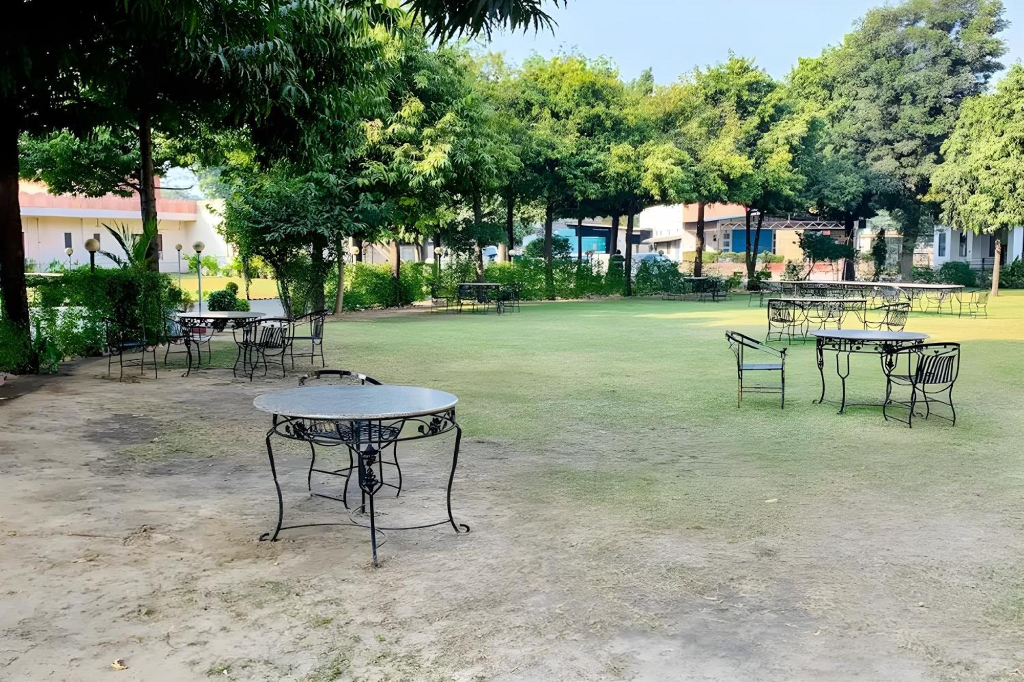 Hotel Amrapali Jaipur Eksteriør bilde